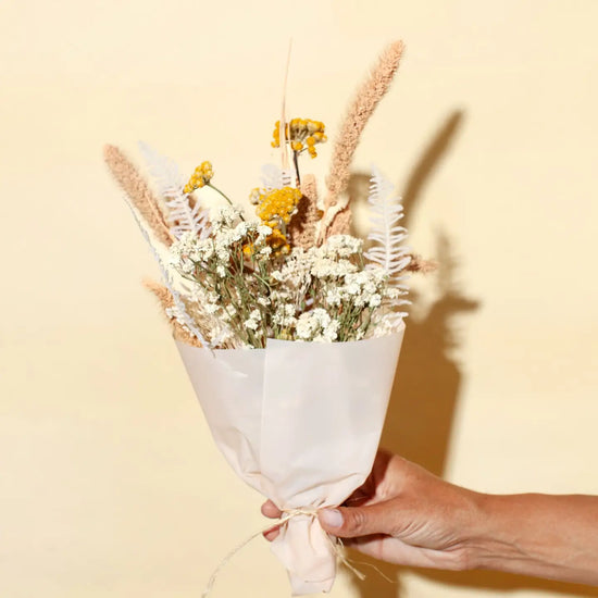 Peaches & Cream Mix Mini Bouquet