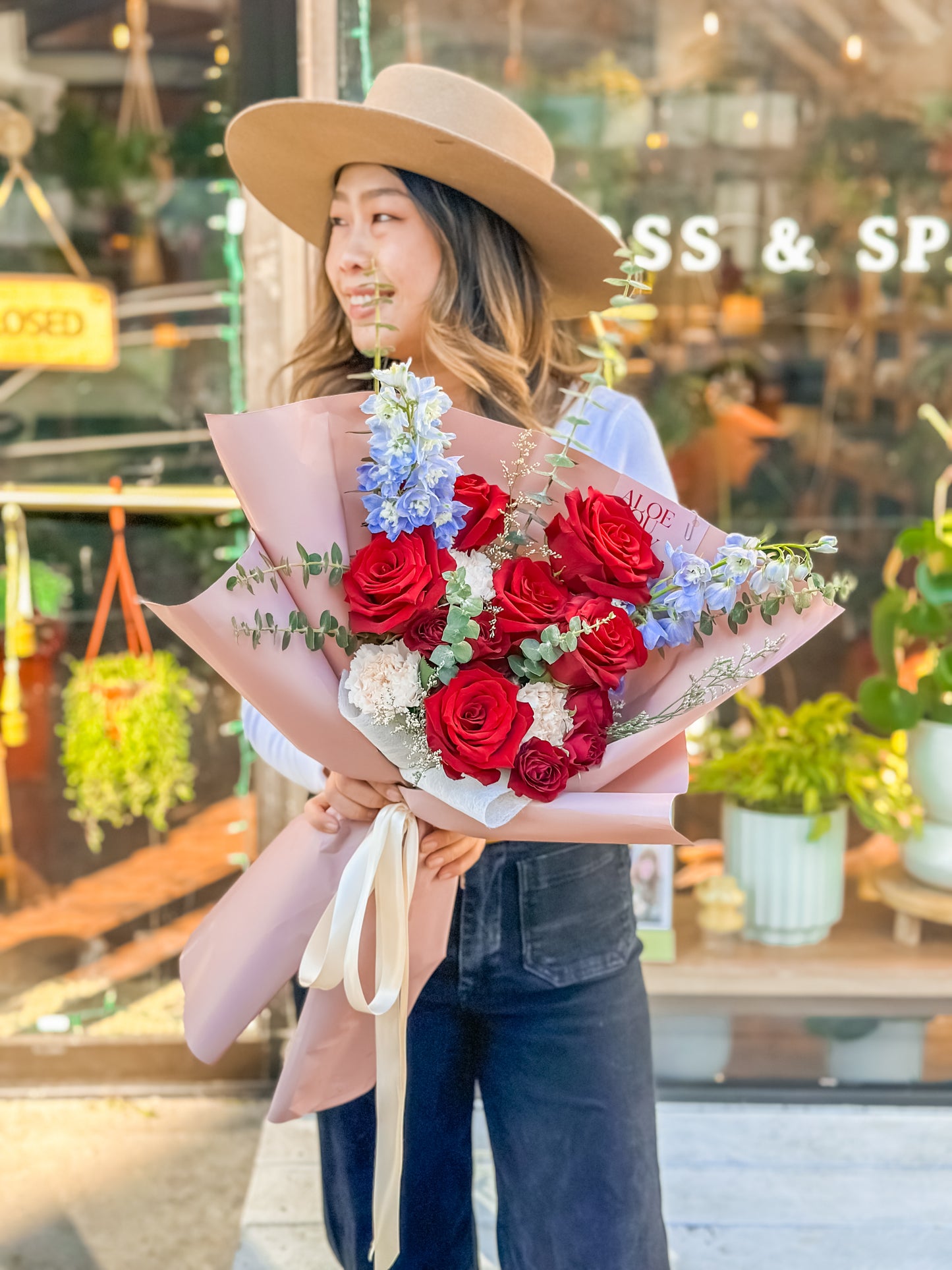 Valentine Red Sweetheart Bouquet (PRE-ORDER)